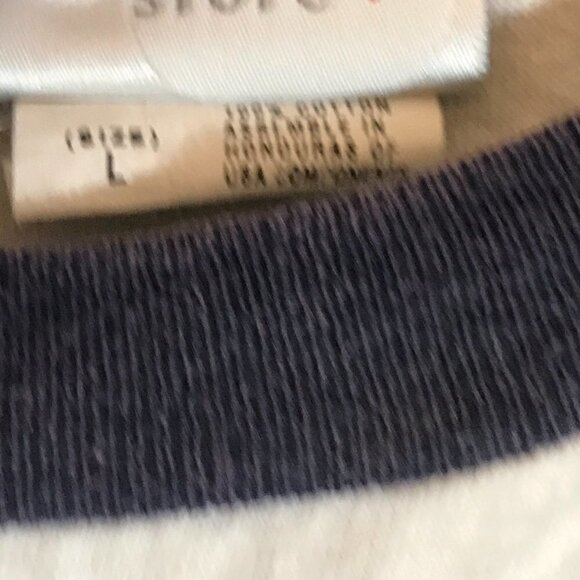 Disney Store Walt Disney Classic Mickey Mouse Short Sleeve White Tee T Shirt - Picture 6 of 8